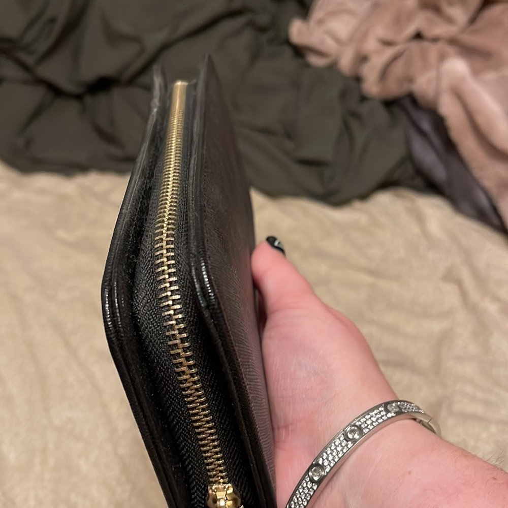 Wallet - Picture 2 of 5